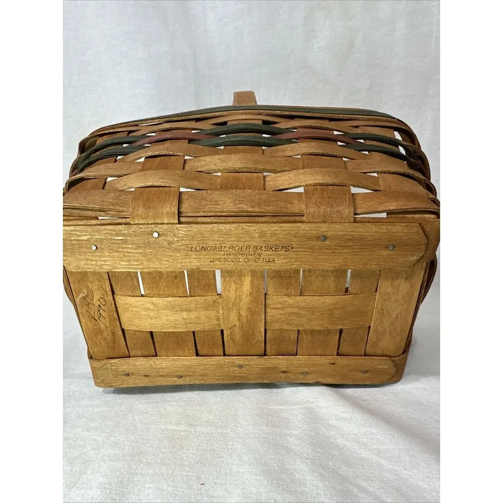 Longaberger Basket Medium with Handle 1990 Signed Green‎ and Red 11x11x8